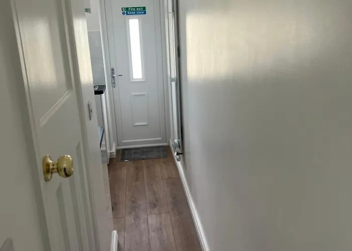 Cosy Studio Apartment, Flat In London